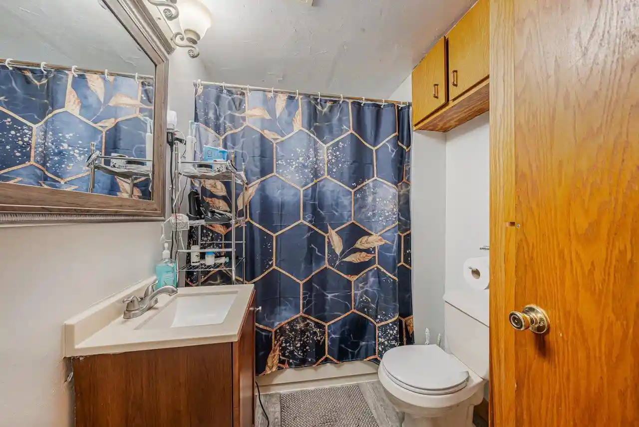 3rd image of 1517 Division Street Street, New London, WI 54961 | MLS# 50329519