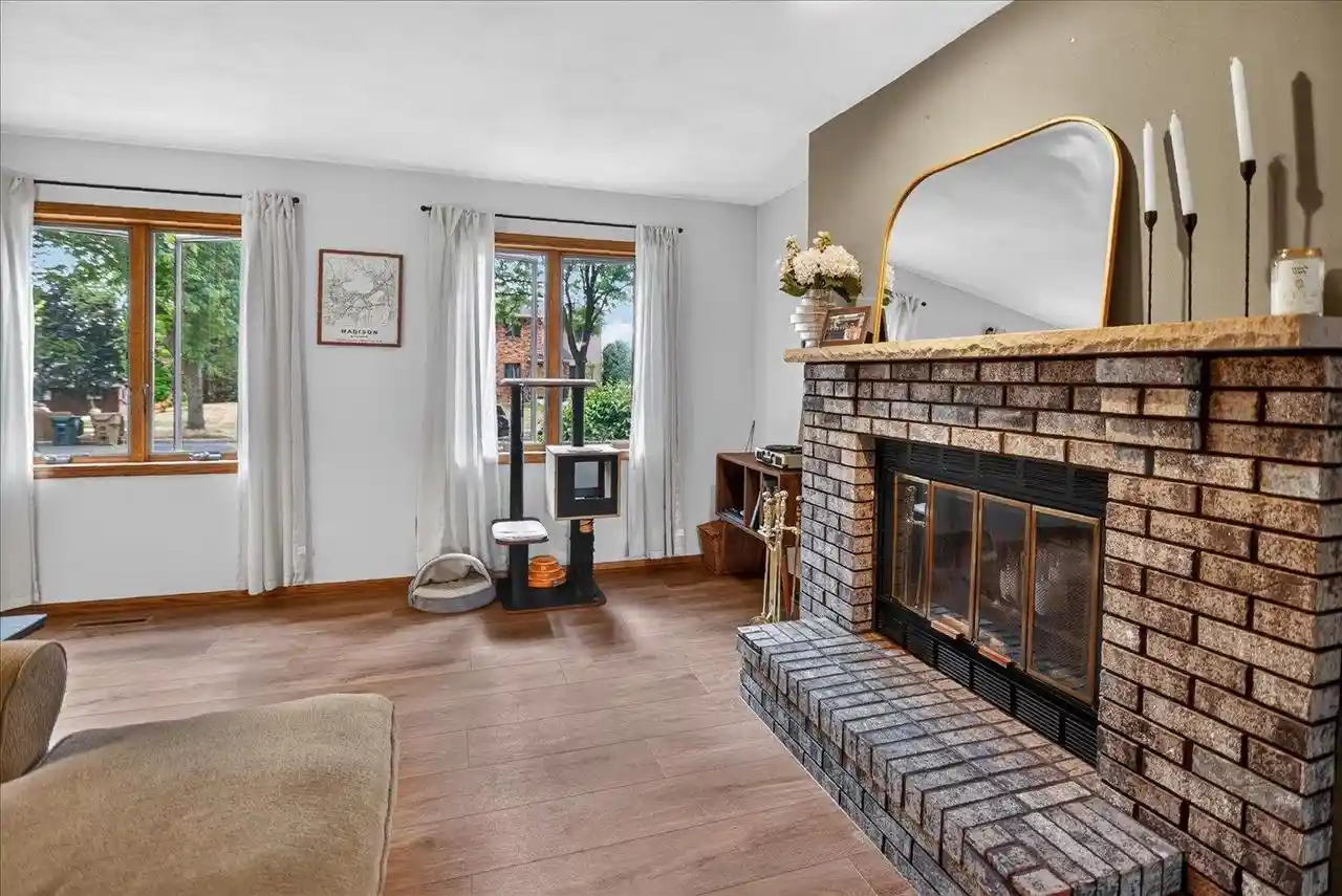 2nd image of 2914 Cimarron Trail Trail, Madison, WI 53719 | MLS# 2028620