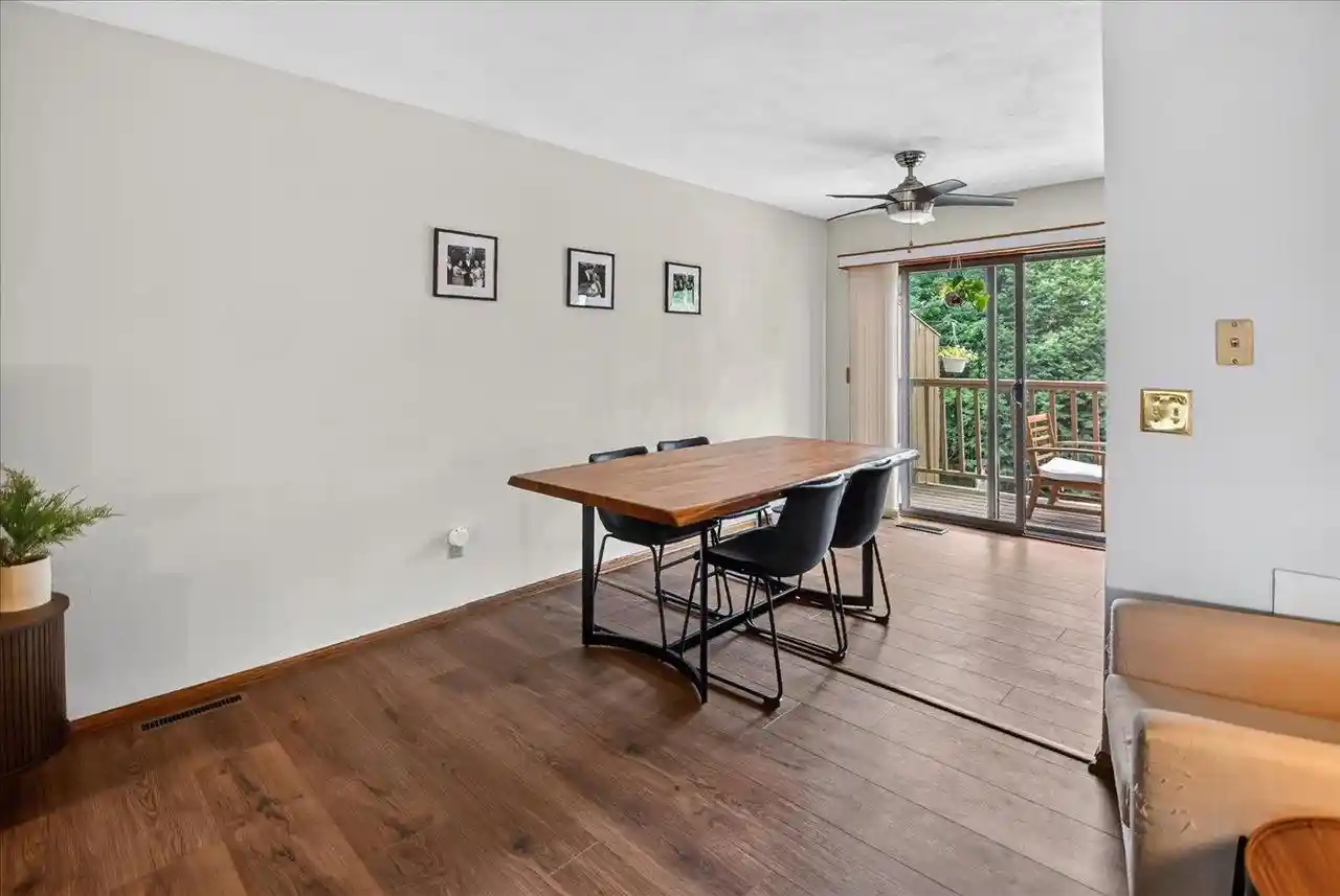 5th image of 2914 Cimarron Trail Trail, Madison, WI 53719 | MLS# 2028620