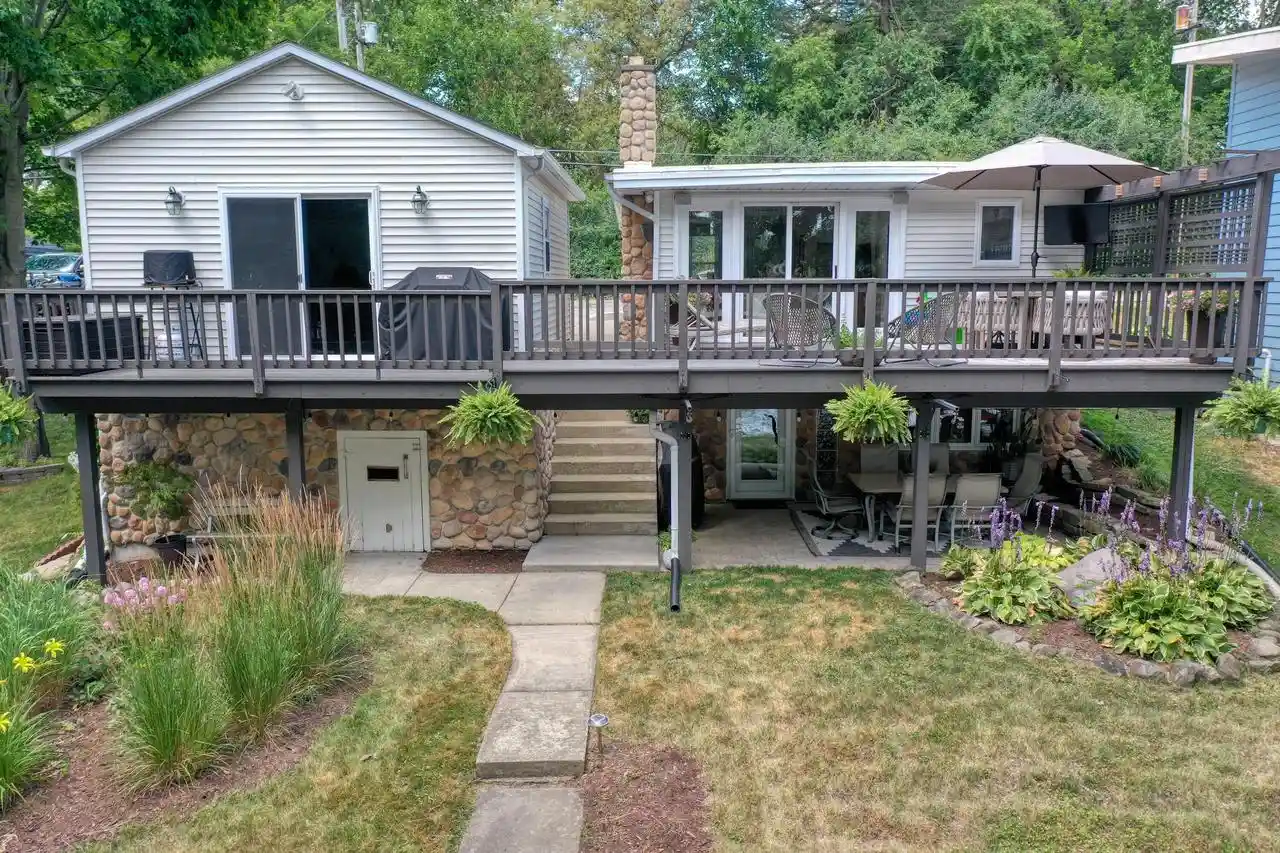 1st image of W342n4848 W Lindy Lane Lane, Nashotah, WI 53058 | MLS# 1972774