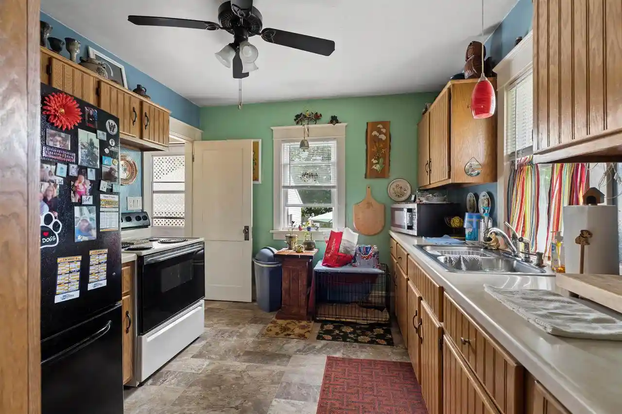 Homes for sale in Appleton, WI | 1320 N Harriman Street Street, Appleton, WI 54911 | MLS# 50329560