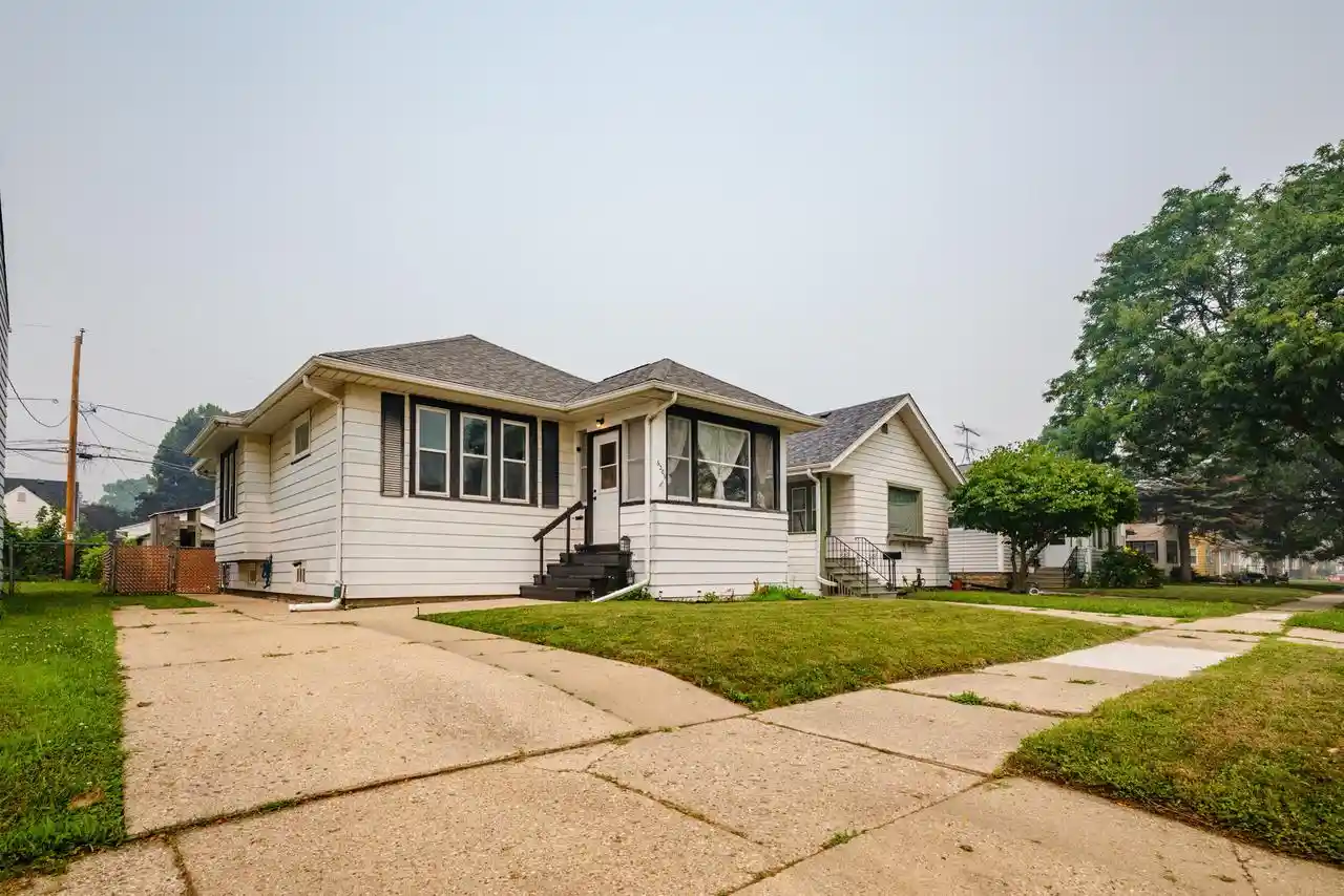 1st image of 6206 33rd Avenue Avenue, Kenosha, WI 53142 | MLS# 1972778