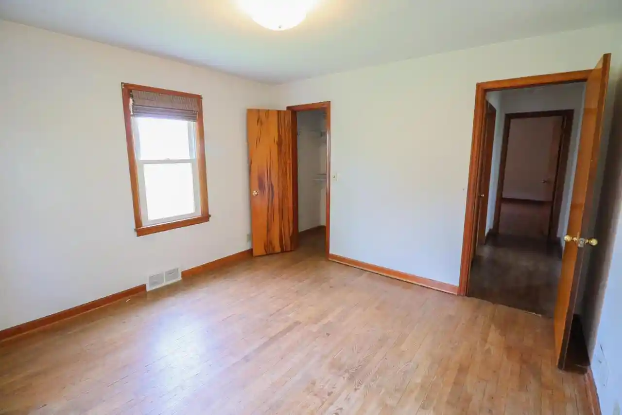 Photo 3 of Sale Pending at N5274 State Road 35 Hwy Hwy, Onalaska, WI 54650 | MLS# 1972782 | Listing updated on 2026-09-29