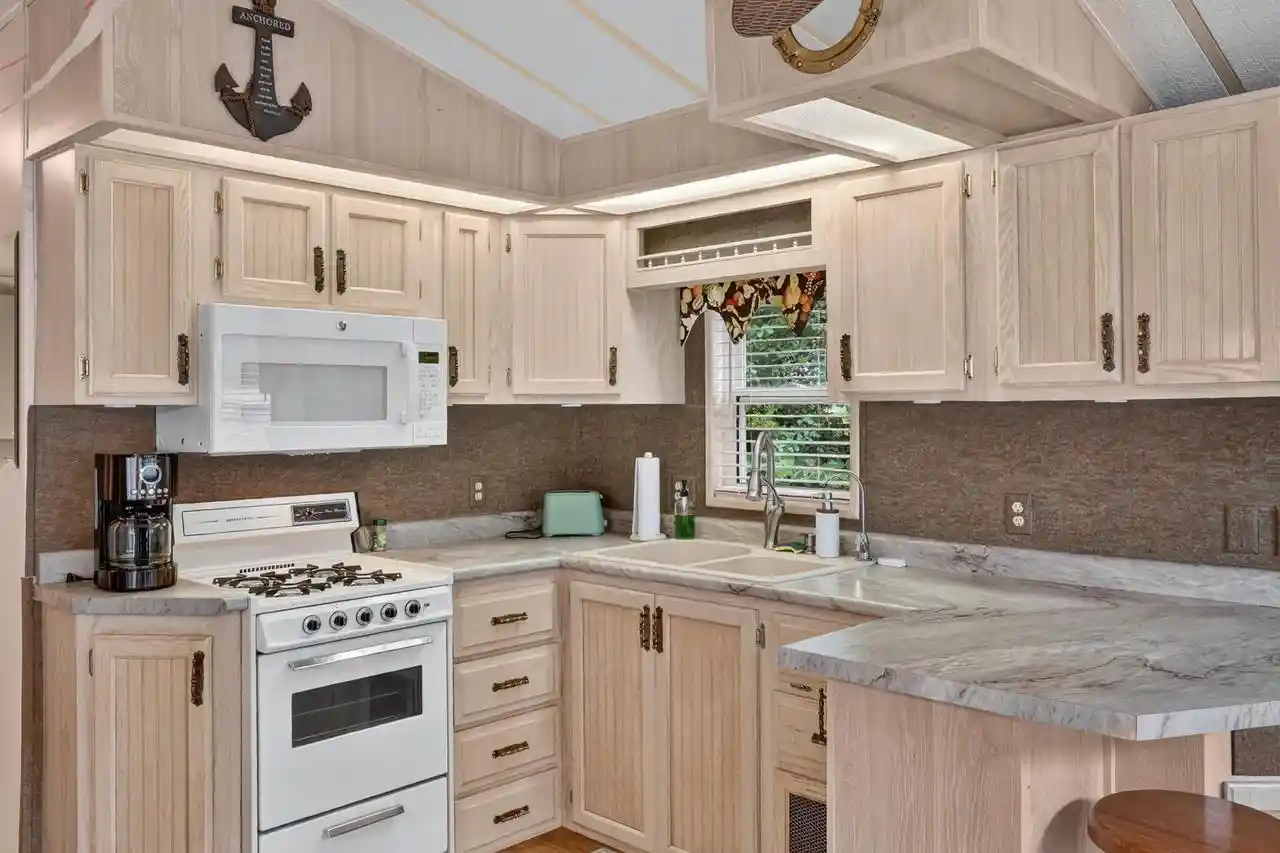3rd image of 470 Skyline Dr Dr, Edgerton, WI 53534 | MLS# 2028629