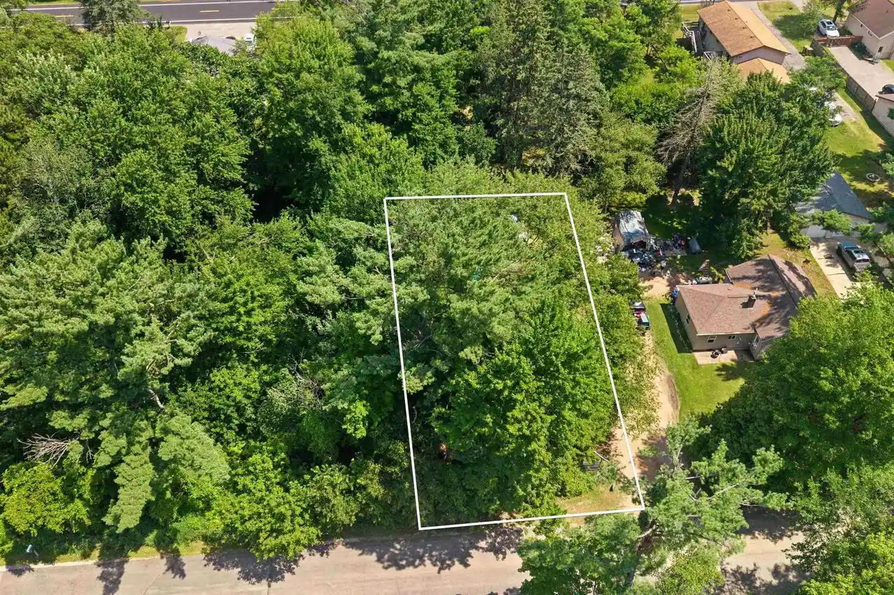 Photo 1 of Land for sale at Lot 3 Coon Avenue Avenue, Stevens Point, WI 54481 | MLS# 22603453 | Listing updated on 2026-08-25