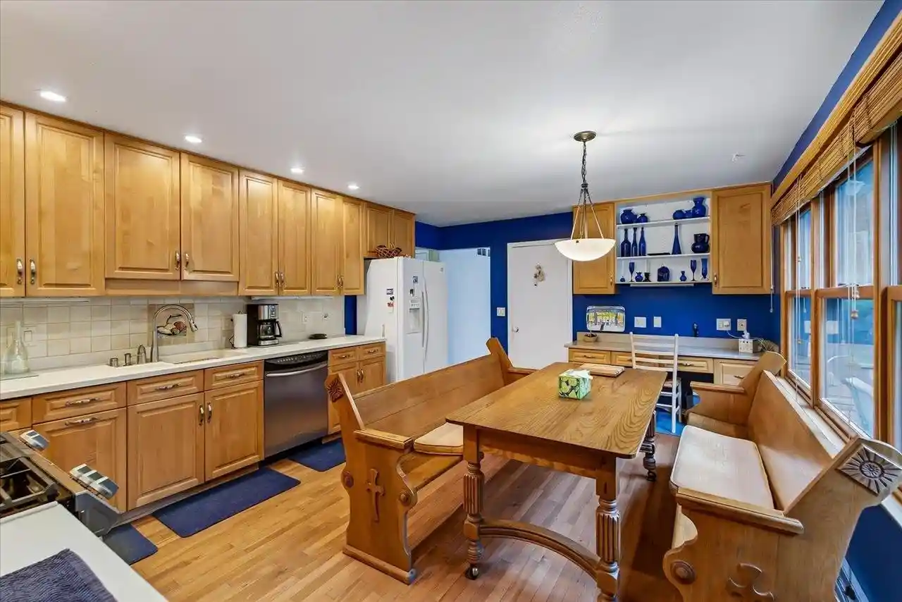 3rd image of 206 Green Lake Pass Pass, Madison, WI 53705 | MLS# 2028630