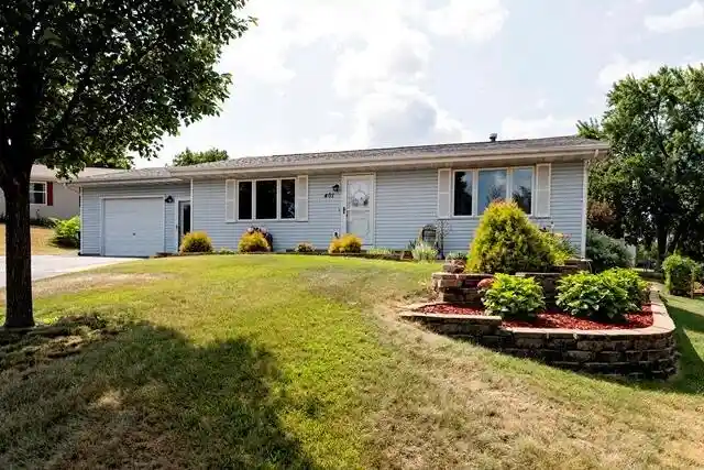 1st image of 401 Oak Ridge Court Court, Fort Atkinson, WI 53538 | MLS# 1972786