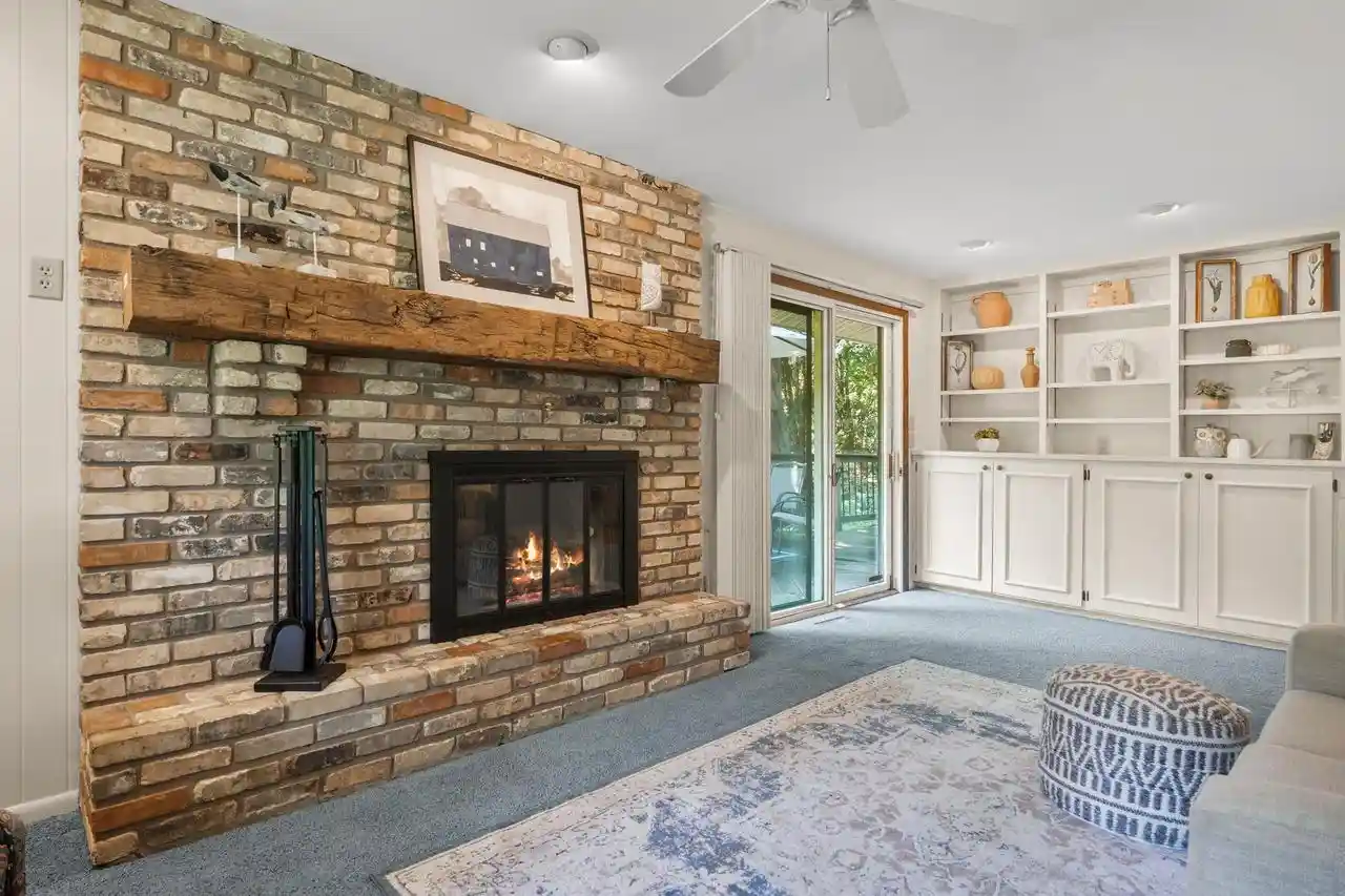 4th image of 6325 Keelson Dr Dr, Madison, WI 53705 | MLS# 2028631
