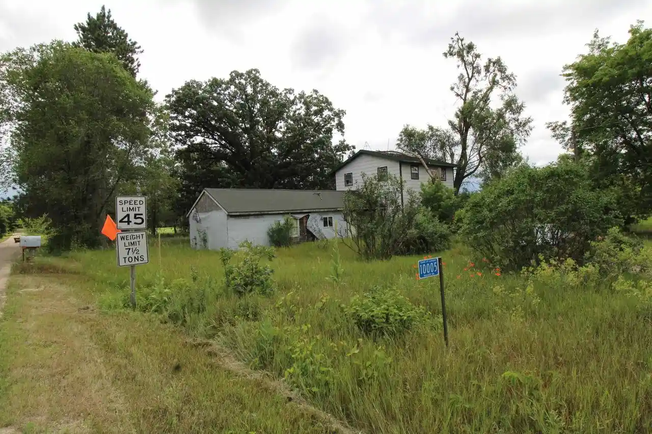 1st image of 10005 Badger Dr Dr, Amherst, WI 54406 | MLS# 2028636