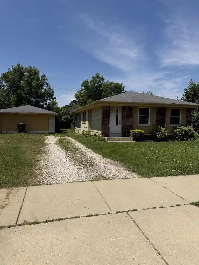 1st image of 6047 S Elaine Avenue Avenue, Cudahy, WI 53110 | MLS# 1972794