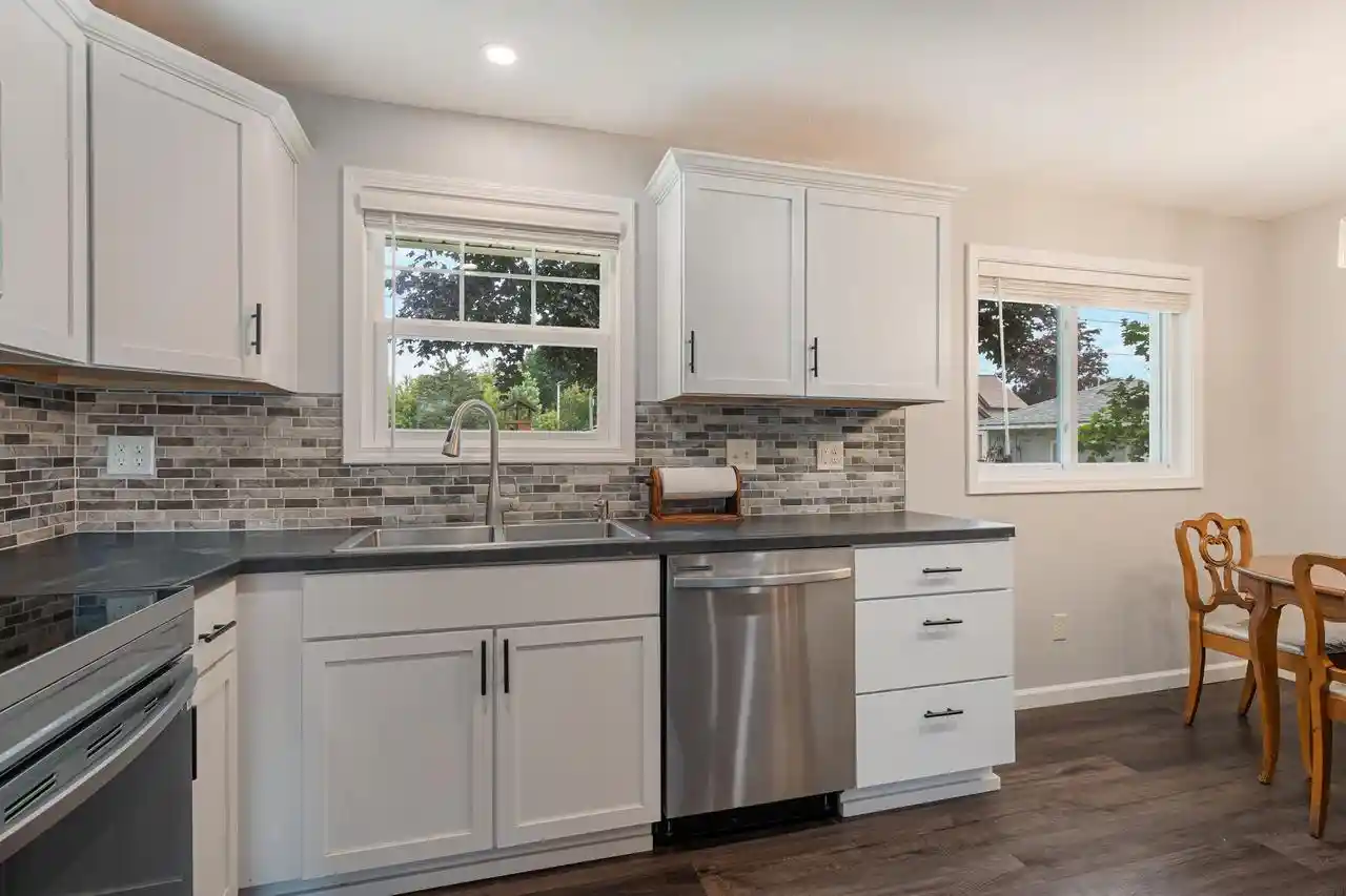 4th image of 906 Oshkosh Street Street, New London, WI 54961 | MLS# 50329570