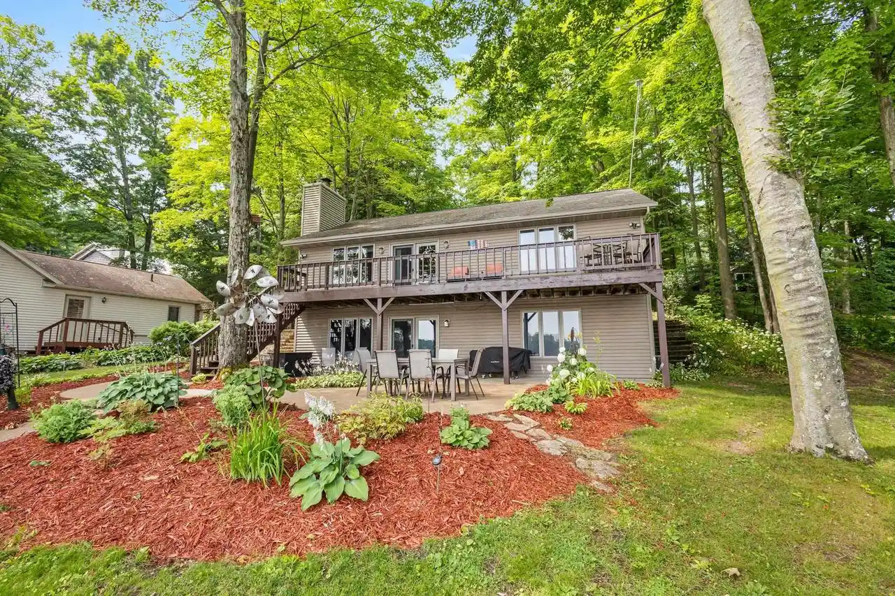1st image of 10180 Ridge Lane Lane, Pound, WI 54161 | MLS# 50329520