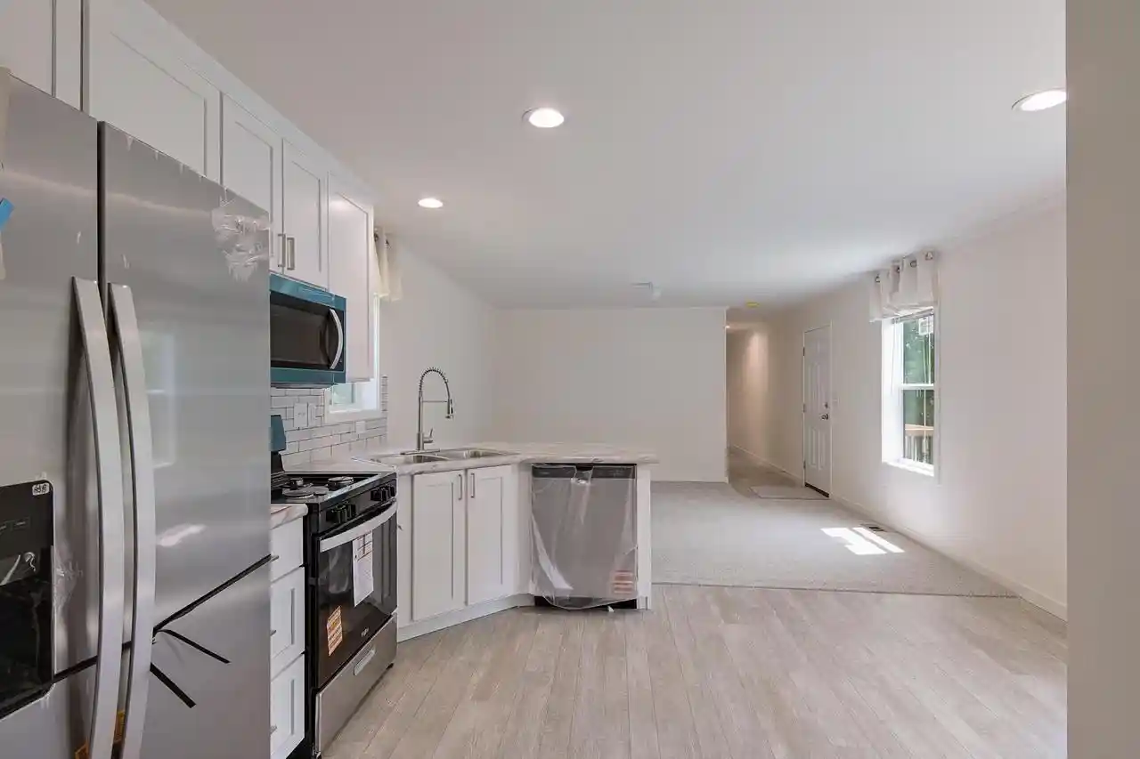 4th image of W2354 State Road 23 Road Road #406, Green Lake, WI 54941 | MLS# 2028650