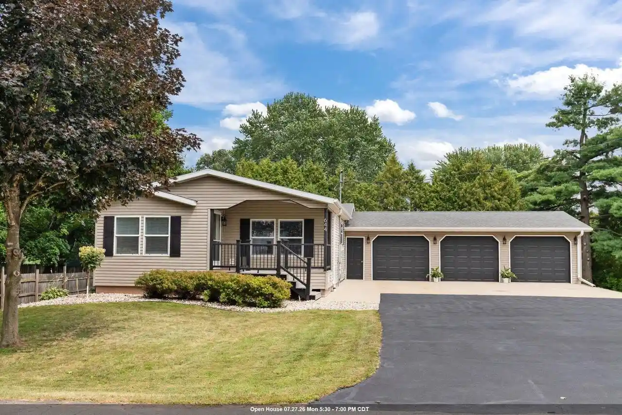 Homes for sale in Hortonville, WI | 644 S Mill Street Street, Hortonville, WI 54944 | MLS# 50329580