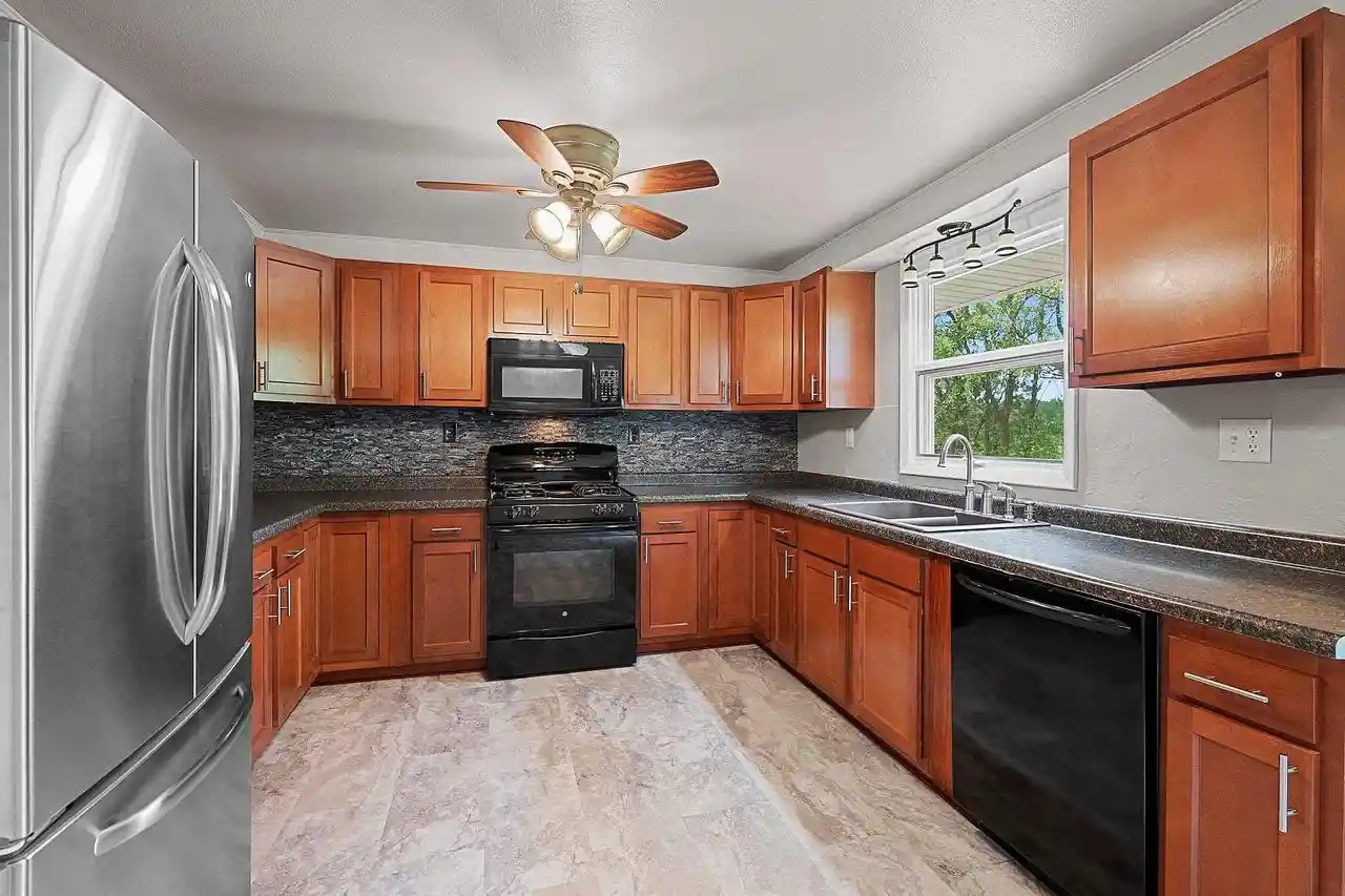 Homes for sale in Howard, WI | 1919 Cth U, Howard, WI 54313 | MLS# 50329597