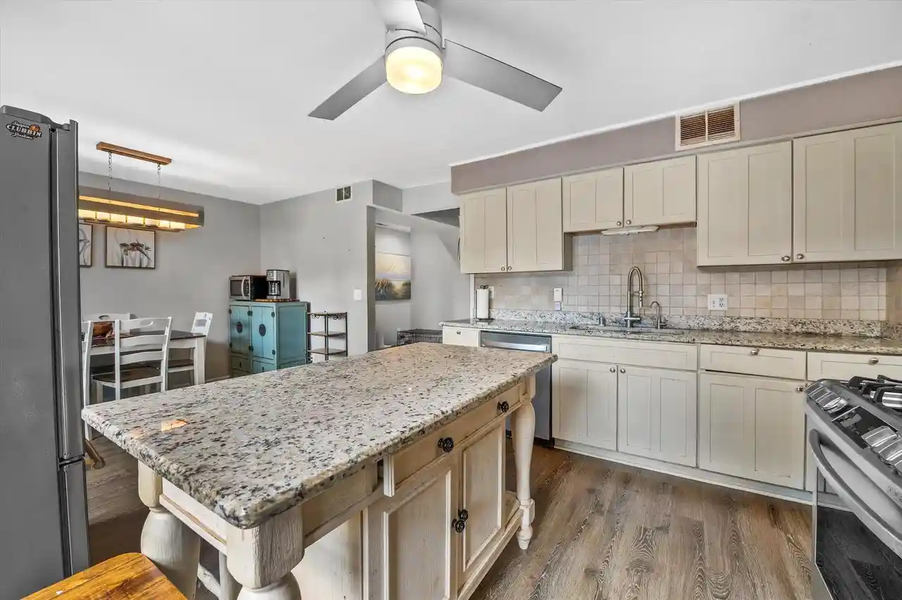 28th image of W271n2641 Pear Tree Lane Lane, Pewaukee, WI 53072 | MLS# 1972815
