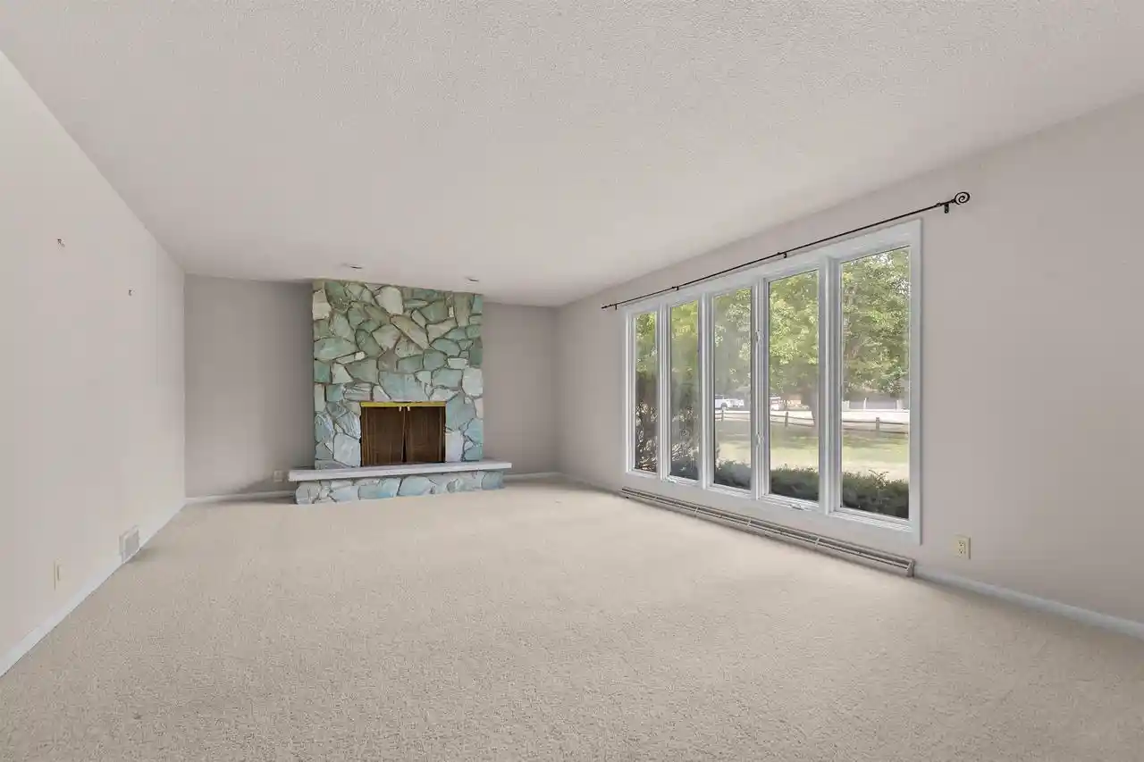 Photo 3 of Single family home for sale at W6425 Lakeview Court Court, Menasha, WI 54952 | MLS# 50329599 | Listing updated on 2026-08-25