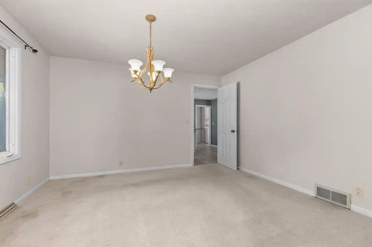 Photo 4 of Single family home for sale at W6425 Lakeview Court Court, Menasha, WI 54952 | MLS# 50329599 | Listing updated on 2026-08-25