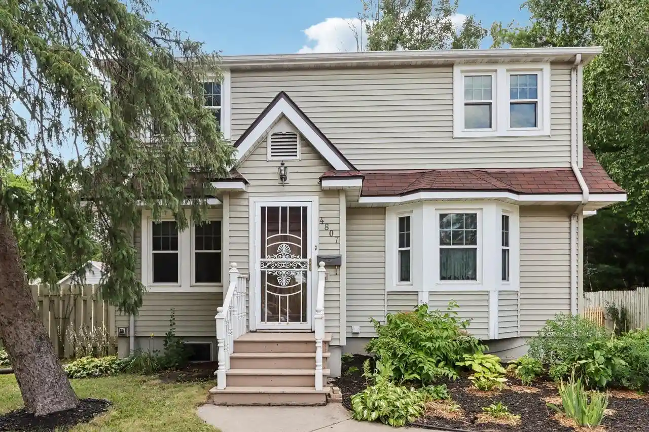 1st image of 4807 Monona Dr Dr, Monona, WI 53716 | MLS# 2028656
