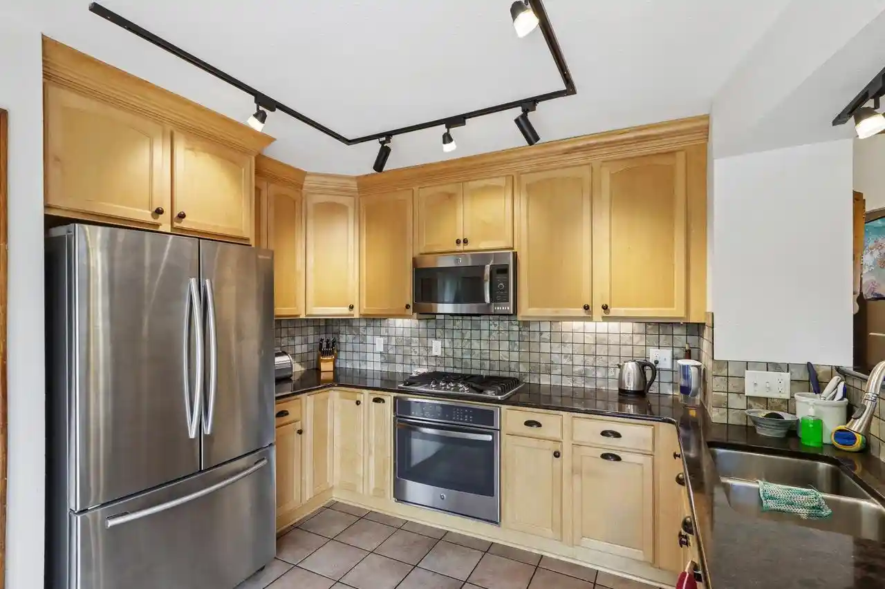 38th image of 4807 Monona Dr Dr, Monona, WI 53716 | MLS# 2028656