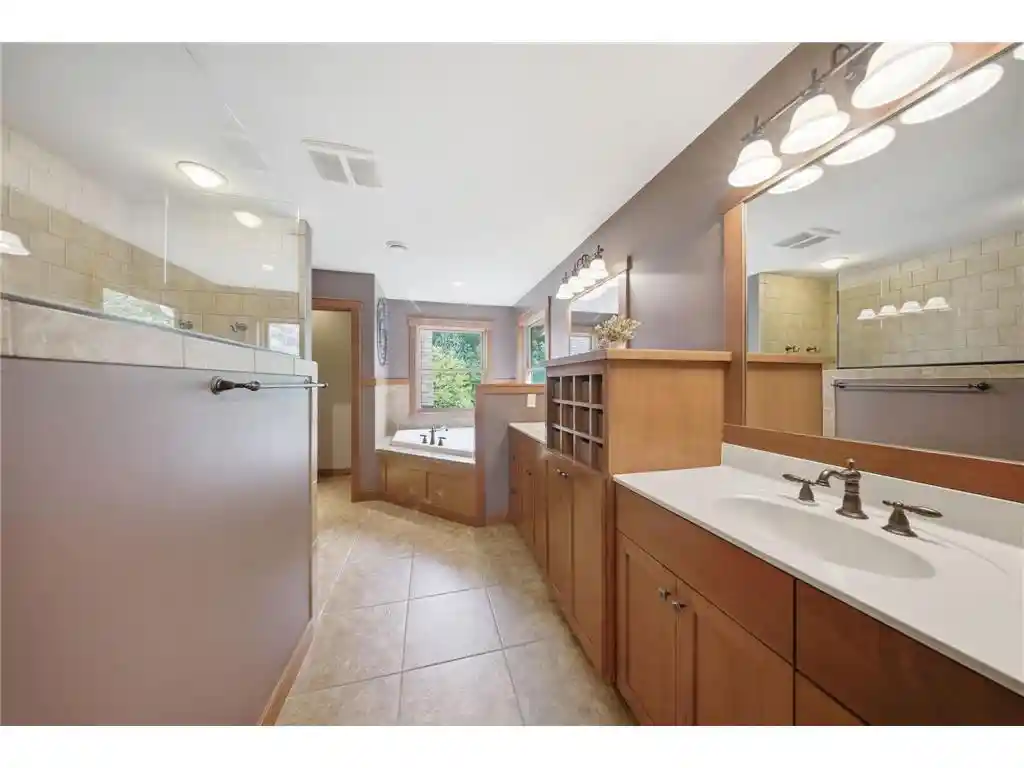 5th image of 317 Meadow Ridge Court Court, Hudson, WI 54016 | MLS# 7114166