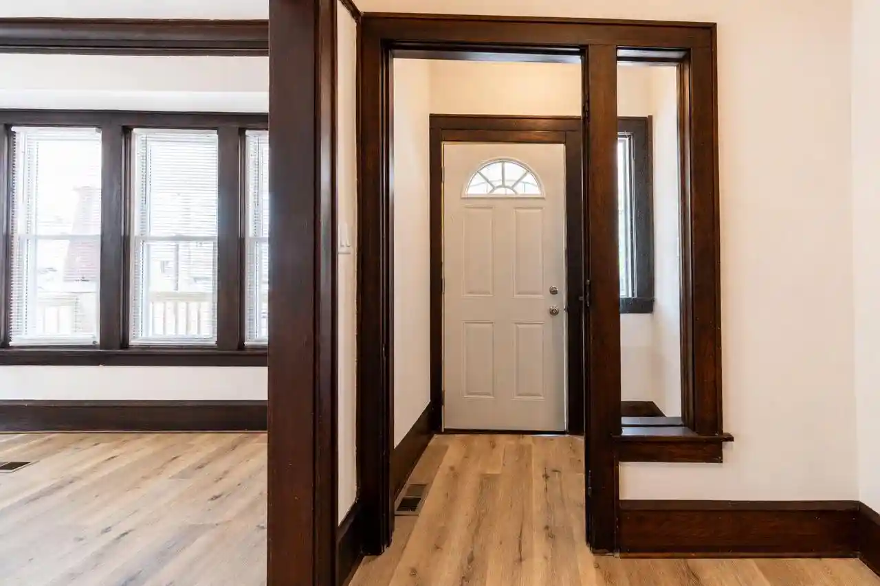 Listing Photo 4 - Condo for sale in building located at 1022 N 35Th St St, Milwaukee, WI 53208 - Unit #1024