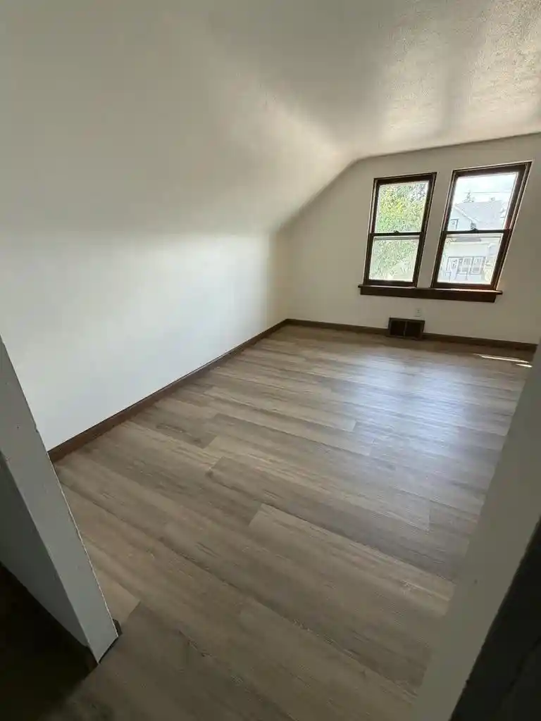 2nd image of 5229 33rd Avenue Avenue, Kenosha, WI 53144 | MLS# 1972838