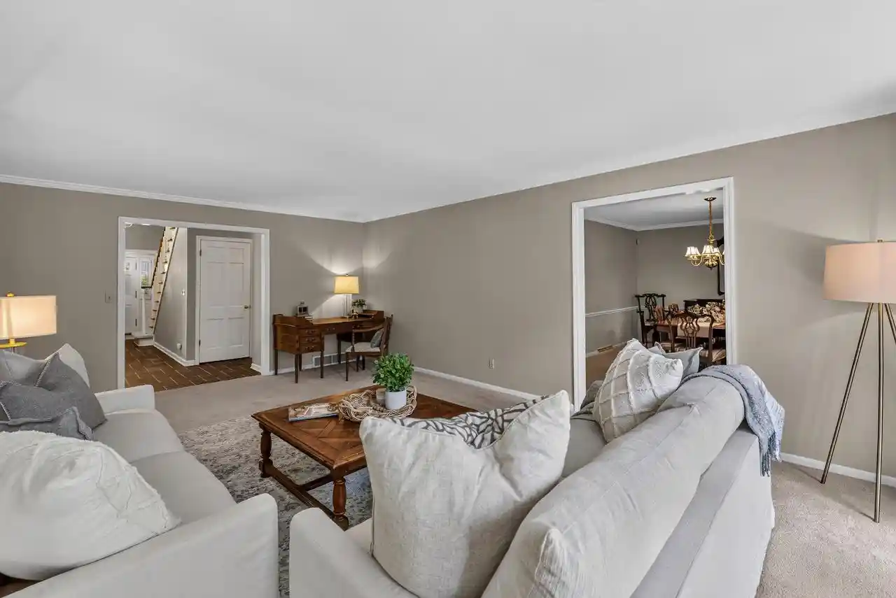 Photo 3 of Sale Pending at 945 W Shaker Circle Circle, Mequon, WI 53092 | MLS# 1972846 | Listing updated on 2026-08-07