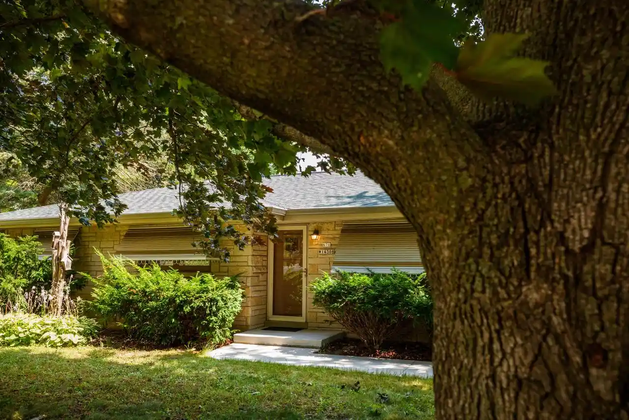 1st image of N76w14308 Northpoint Dr Dr, Menomonee Falls, WI 53051 | MLS# 1972847