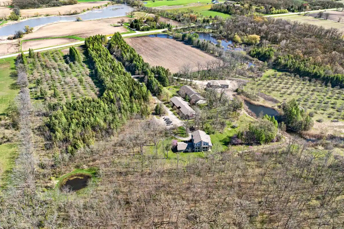1st image of 26619 Washington Avenue Avenue, Waterford, WI 53185 | MLS# 1972849