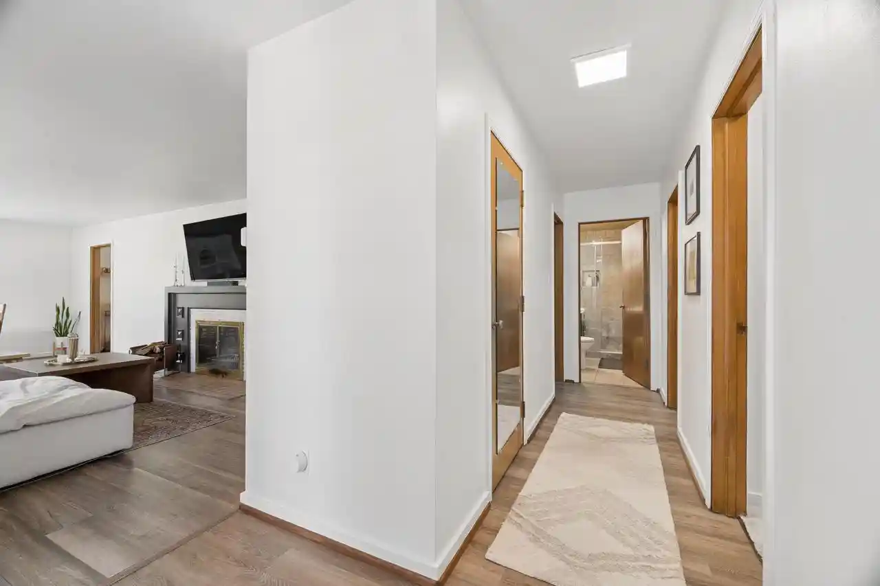 4th image of N7187 Winnebago Dr Dr, Fond Du Lac, WI 54935 | MLS# 1972861