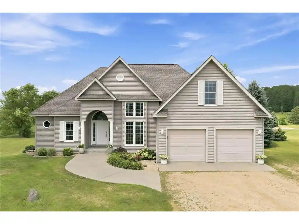 1st image of 1738 96th Avenue Avenue, Hammond, WI 54015 | MLS# 7114322