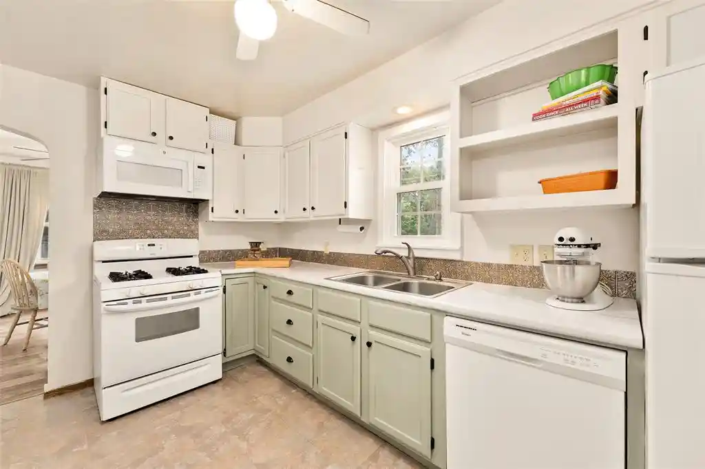 Photo 3 of Single family home for sale at 3305 Halsey Street Street, Eau Claire, WI 54701 | MLS# 1603483 | Listing updated on 2026-10-06