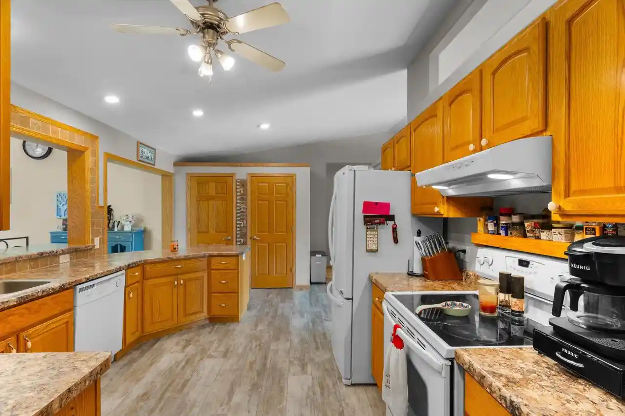 39th image of 706 W Roberts Street Street, Spencer, WI 54479 | MLS# 22603472