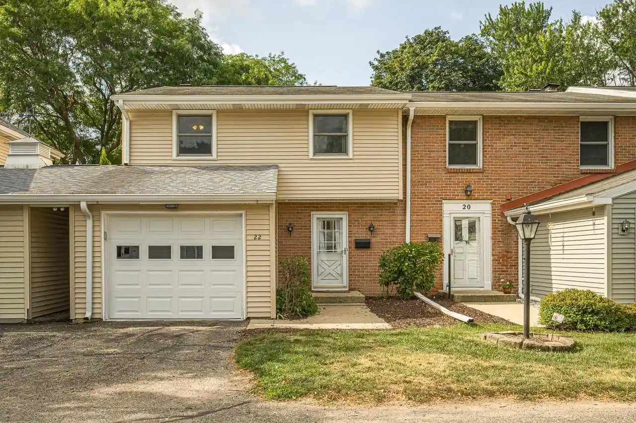 1st image of 22 Whitcomb Circle Circle, Madison, WI 53711 | MLS# 2028687