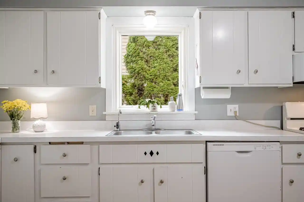 4th image of 22 Whitcomb Circle Circle, Madison, WI 53711 | MLS# 2028687