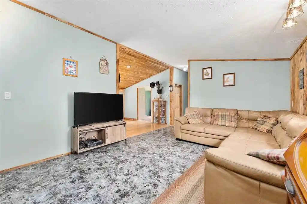 Photo 3 of Single family home for sale at 17028 W State Hwy 64, Gilman, WI 54433 | MLS# 1603513 | Listing updated on 2026-10-07