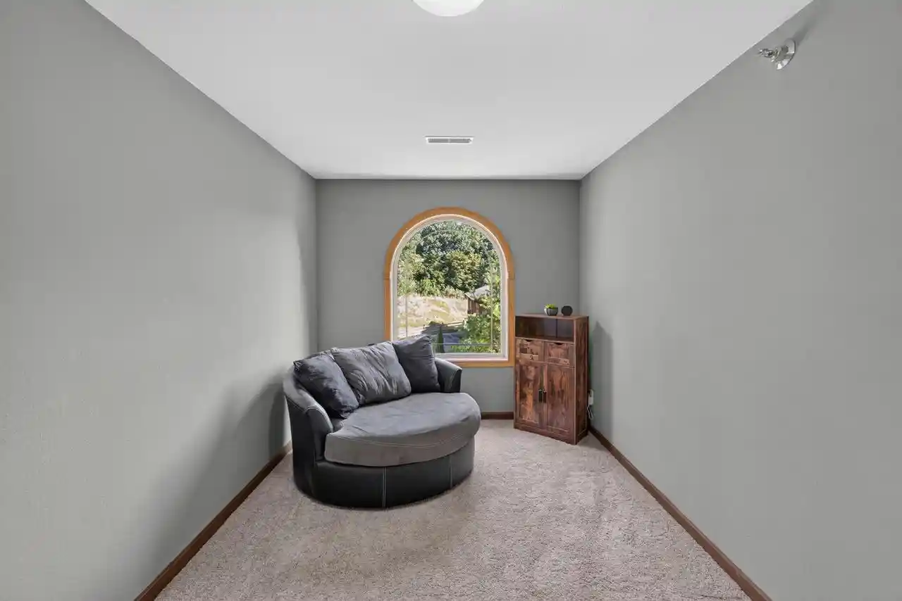 3rd image of 470 N Silverbrook Dr Dr #202, West Bend, WI 53090 | MLS# 1972893