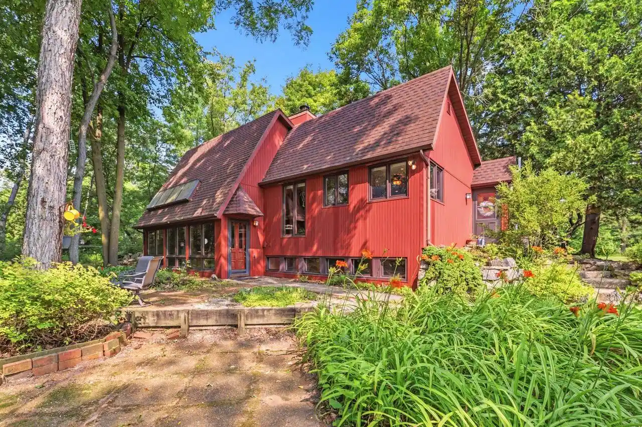 1st image of N5976 Lambie Road Road, De Pere, WI 54115 | MLS# 50329578
