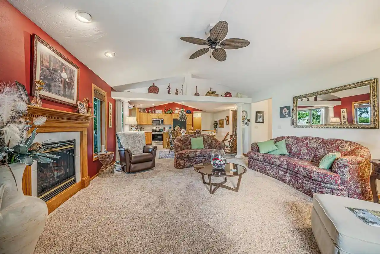 4th image of N9539 Chadbury Lane Lane, Appleton, WI 54915 | MLS# 50329605