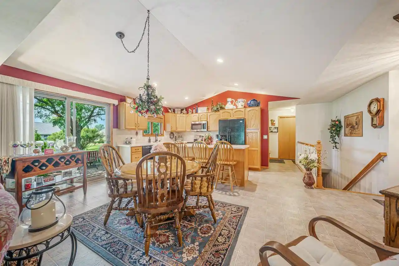 5th image of N9539 Chadbury Lane Lane, Appleton, WI 54915 | MLS# 50329605