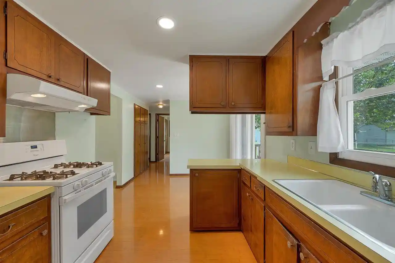 4th image of 815 Ash Street Street, De Pere, WI 54115 | MLS# 50329623