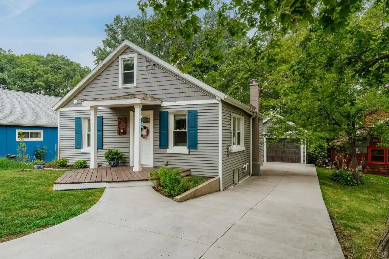 Photo 1 of Single family home for sale at N9199 Deer Path Road Road, East Troy, WI 53120 | MLS# 1972917 | Listing updated on 2026-09-03