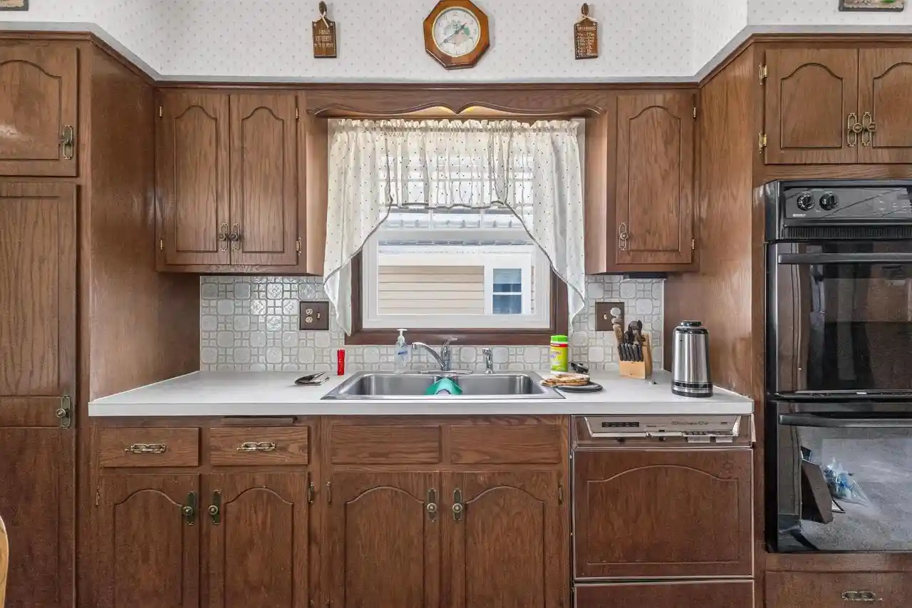 Photo 3 of Single family home for sale at 7517 27Th Avenue Avenue, Kenosha, WI 53143 | MLS# 1972928 | Listing updated on 2026-09-14