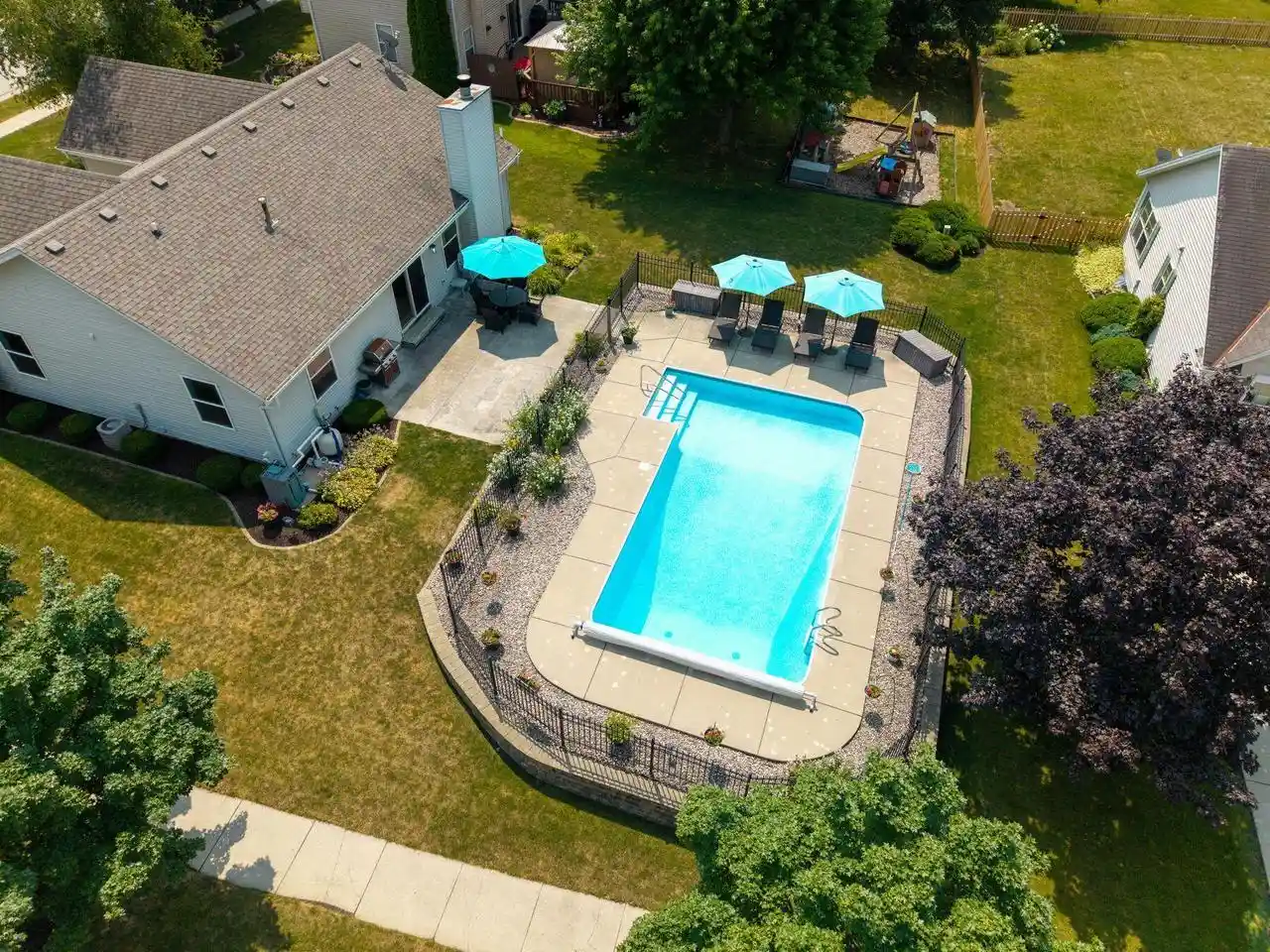 Photo 1 of Single family home for sale at 2336 N University Dr Dr, Waukesha, WI 53188 | MLS# 1972925 | Listing updated on 2026-09-02