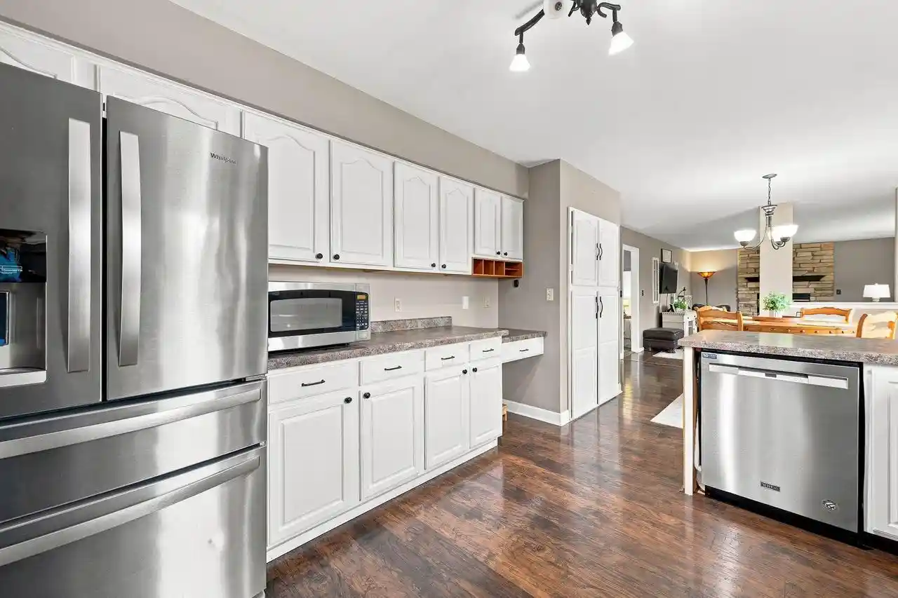 3rd image of 5829 Winstar Lane Lane, Caledonia, WI 53402 | MLS# 1972929