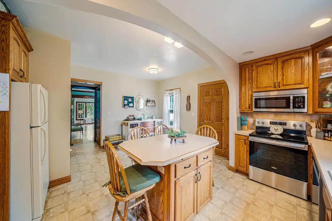 5th image of 115 N 3Rd Street Street, Reedsville, WI 54230 | MLS# 50329600