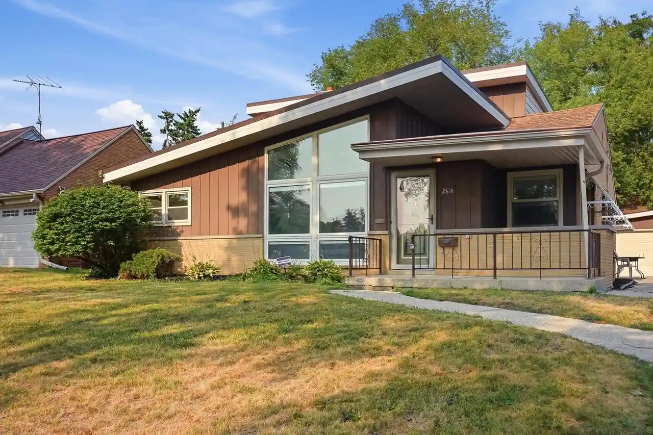 1st image of 2814 S Cleveland Park Dr Dr, Milwaukee, WI 53219 | MLS# 1972954