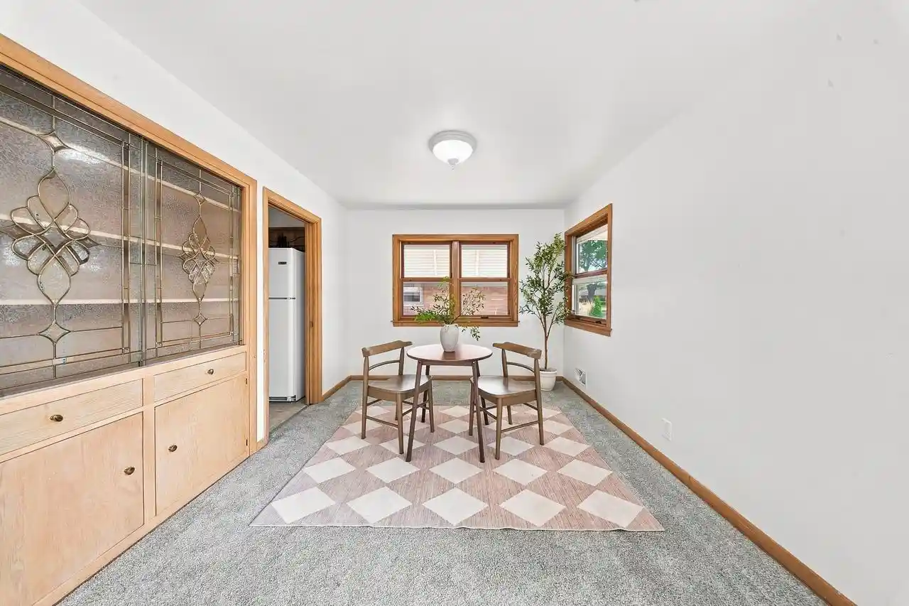 54th image of 2814 S Cleveland Park Dr Dr, Milwaukee, WI 53219 | MLS# 1972954