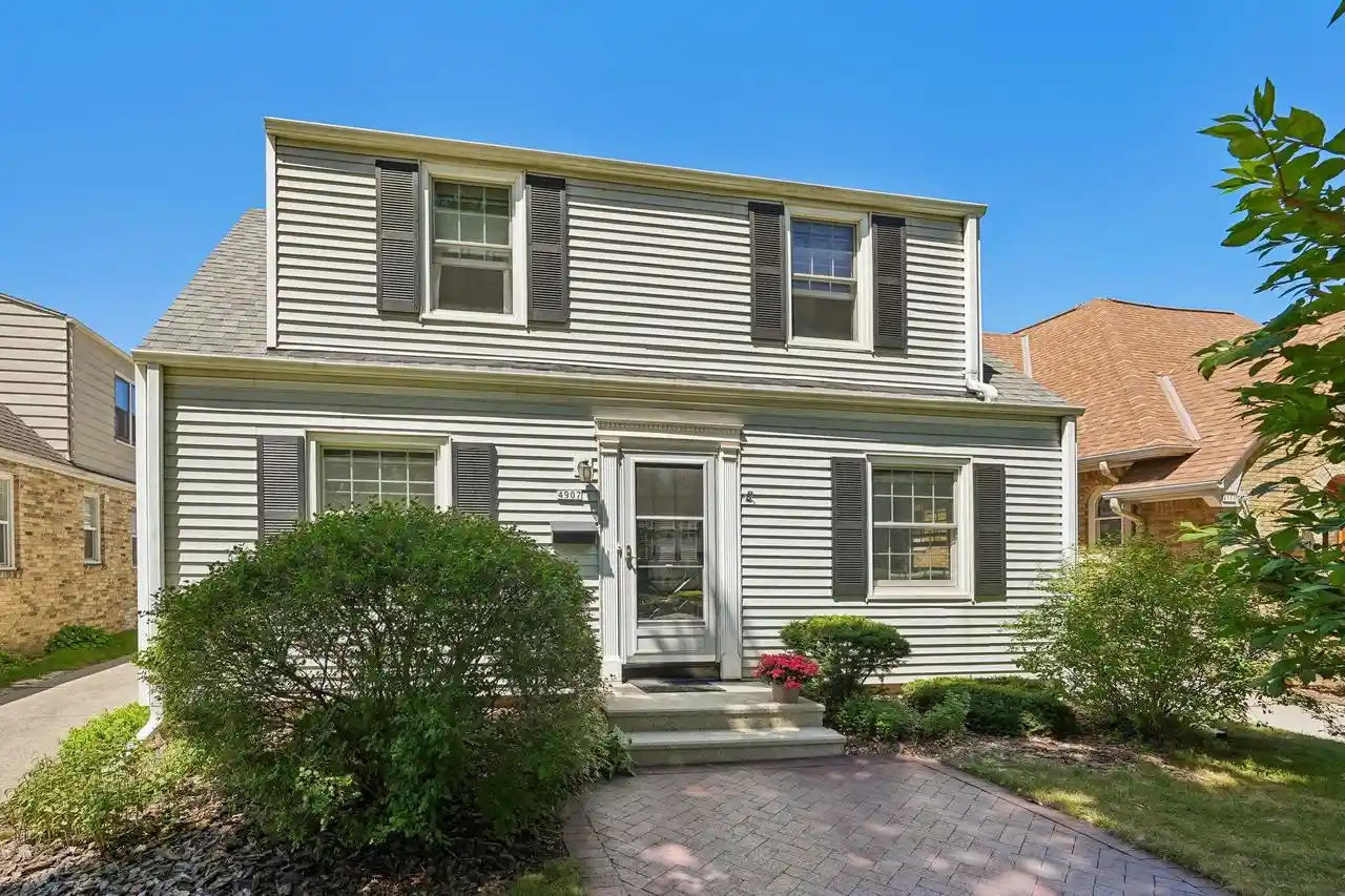 1st image of 4907 N Idlewild Avenue Avenue, Milwaukee, WI 53217 | MLS# 1972956